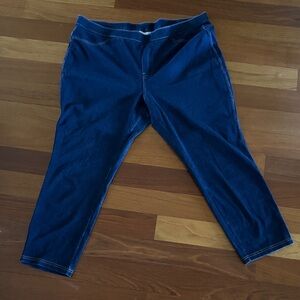 Blue Denim Capri Pants